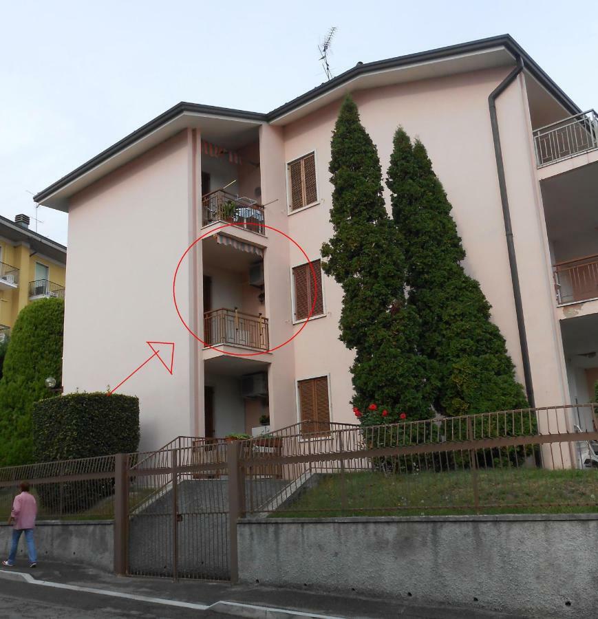 Monolocale A Peschiera Del Garda Vista Lago Appartement Buitenkant foto